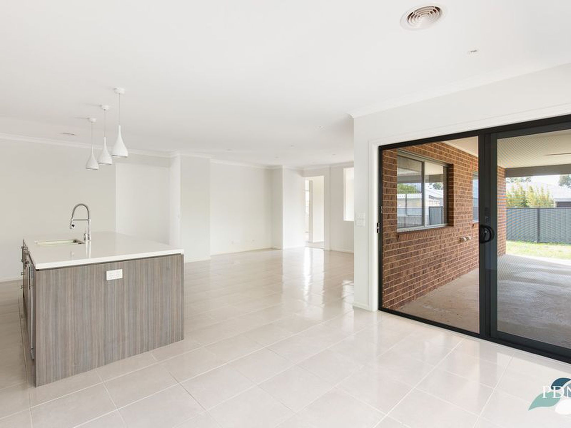 2 Loma Court, Tarneit