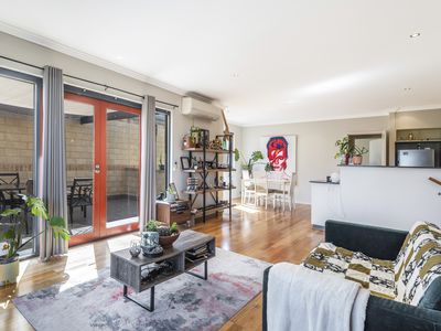 2 / 3 Sloan Street, Rockingham