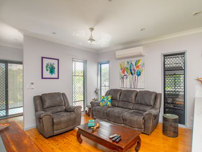 12 Whipbird Court, Urangan