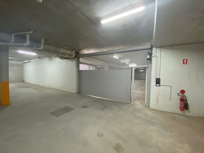 B1 / 12 George Young St, Auburn