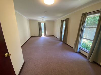 95 Chirnside Avenue, Werribee
