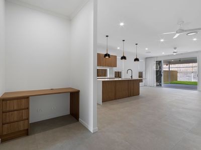 22 Garnet Court, Chambers Flat