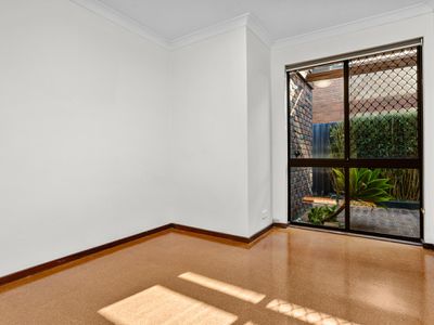 22 Earlston Place, Booragoon