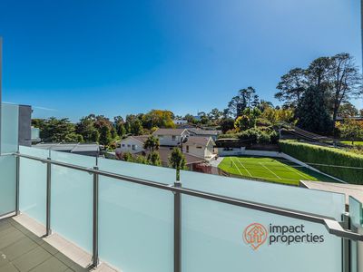 30  / 41 Hampton Circuit, Yarralumla