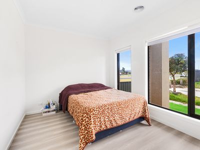 21 Heaton Street, Tarneit