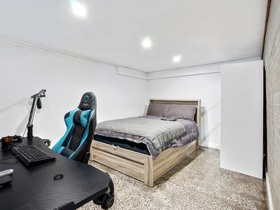 1 / 136 Hoffmans Road, Essendon