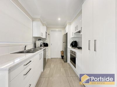 1 / 11 Yallimbah Avenue, Tanilba Bay