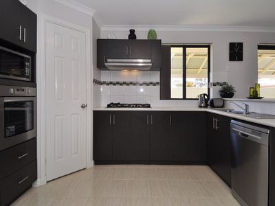 11 Yilkarri Parade, Kalgoorlie