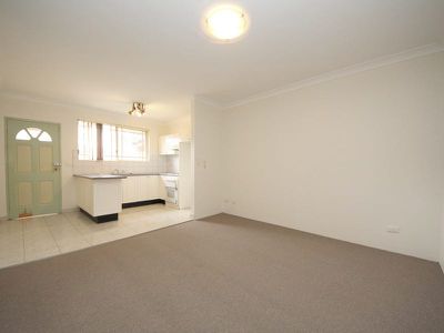 3 / 112 Dutton Street, Yagoona