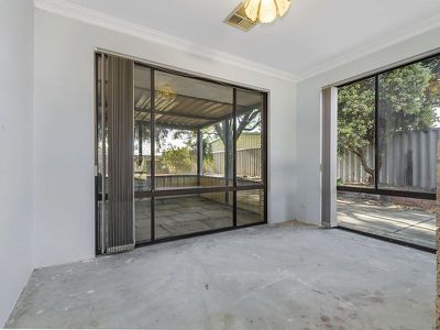 5 Newquay Close, Yanchep