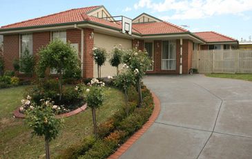 11 McCubbin Way, Berwick