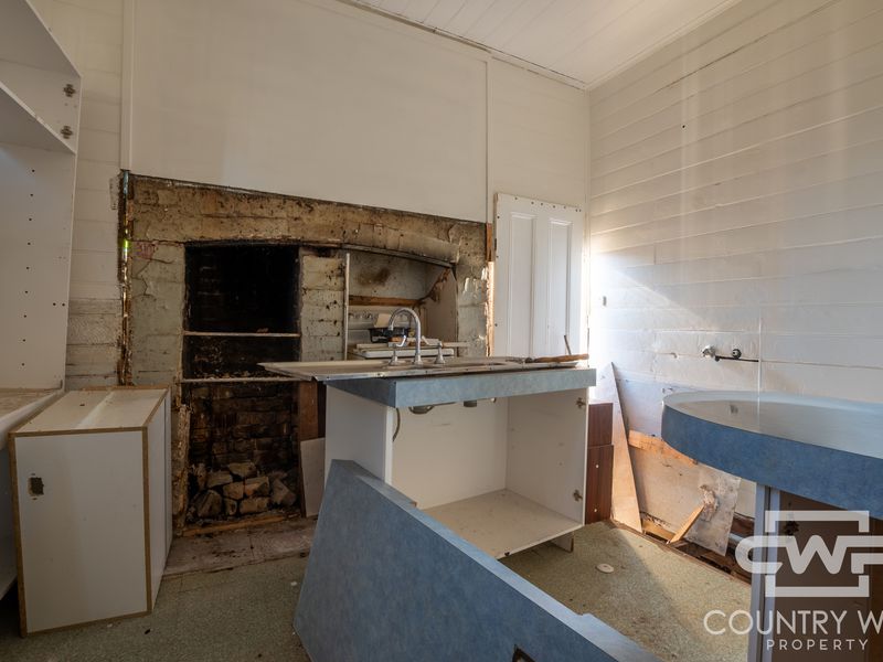 84 Grovers Lane, Glen Innes