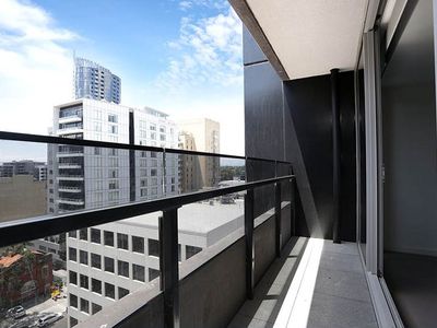 813N / 229 Toorak Road, South Yarra