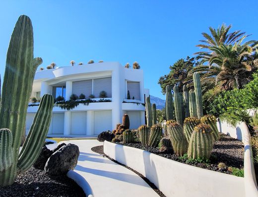 QUALITY, LOCATION AND STYLE