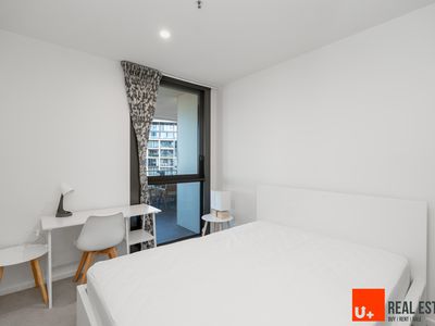 122 / 45 West Row, City