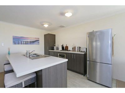 20 Terracina Parkway, Piara Waters