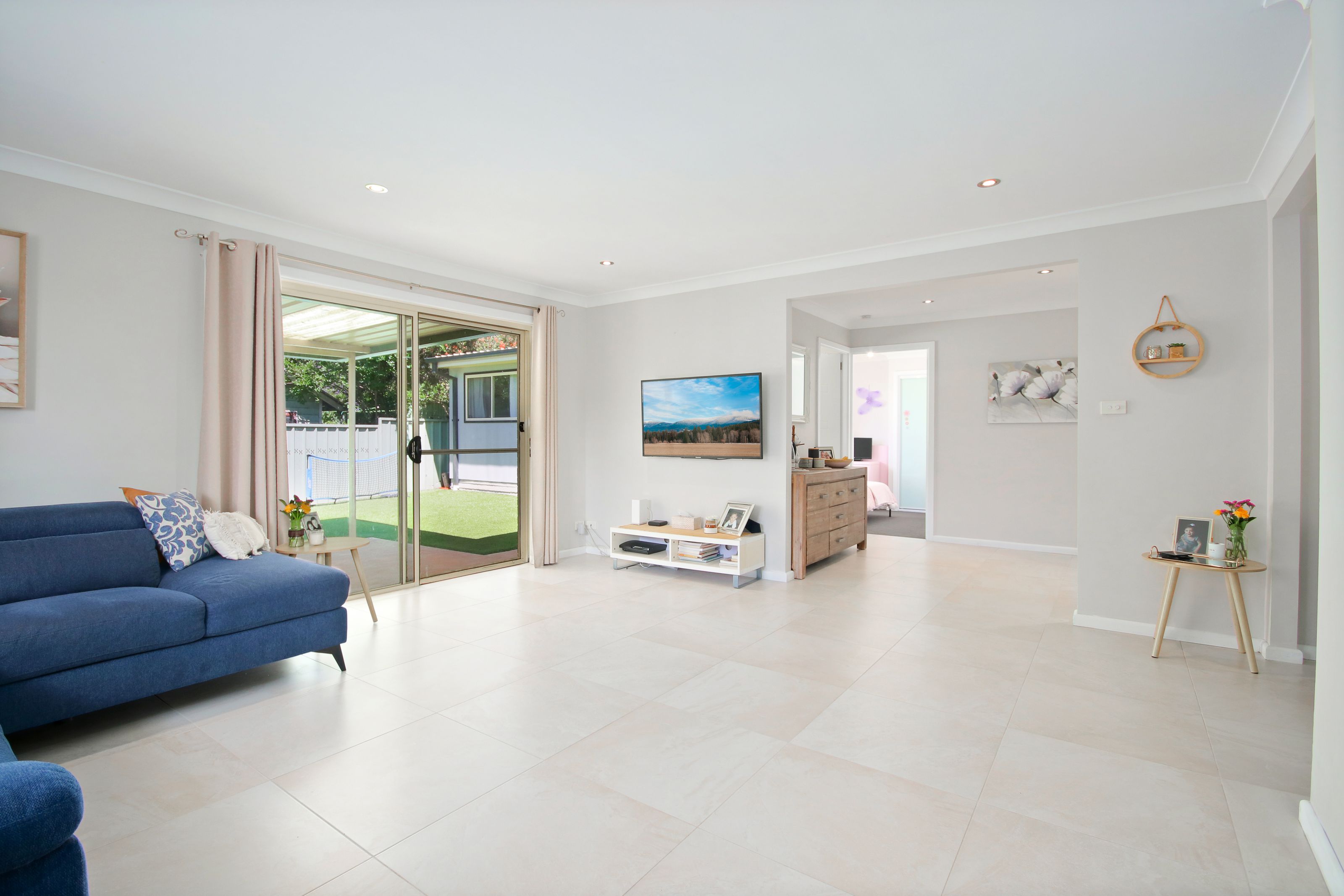 6 The Avenue, GLENMORE PARK