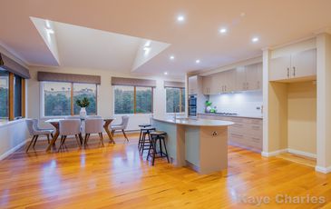 82 Downey Road, Dewhurst