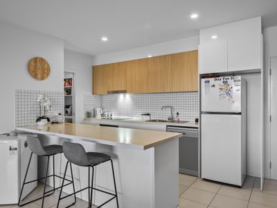 807 / 1 High Street, Sippy Downs