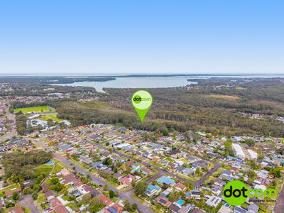 86 Pinehurst Way, Blue Haven