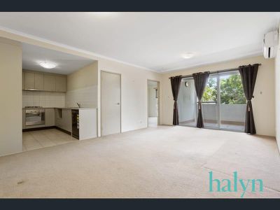 2/154 Newcastle Street, Perth