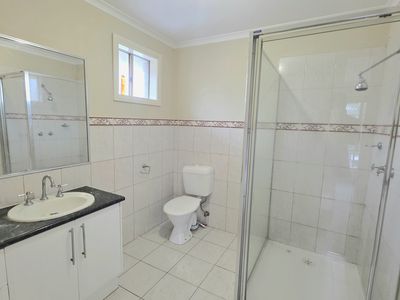 3 Denison Place, Roxburgh Park