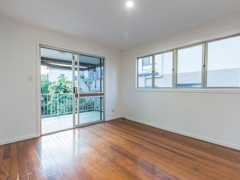 836 Sandgate Road, Clayfield
