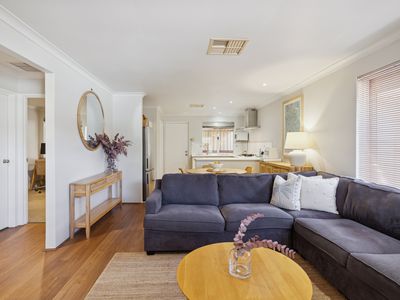 2 / 106 Royal Street, Tuart Hill