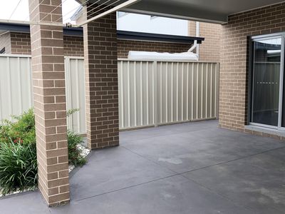 1 / 33 Caravel Crescent, Shell Cove