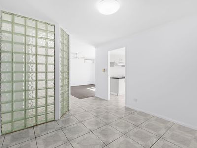 2 / 6 Shirley Street, Indooroopilly
