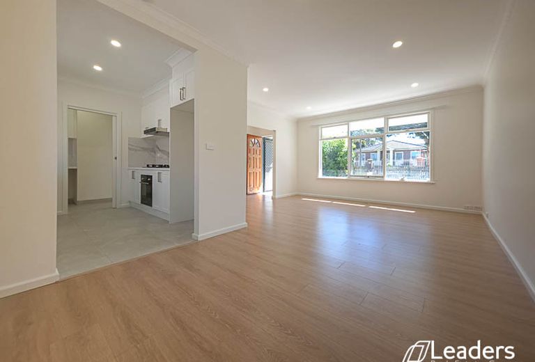 92 Hilton Street, Mount Waverley