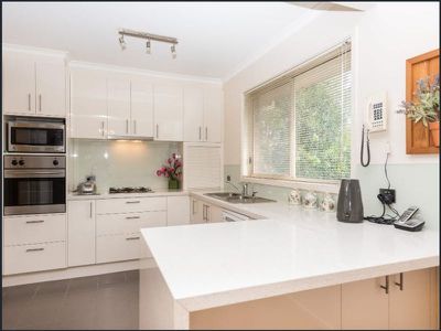 2 / 35 Hutton Avenue, Ferntree Gully