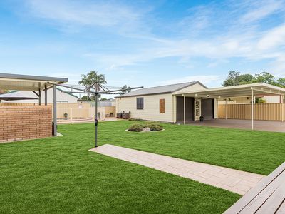 2 Ninth Street, Weston