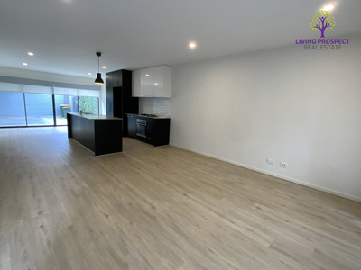 18 Paradise Parade, Point Cook