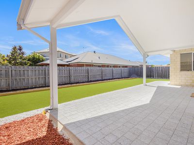 10 St Anthony Avenue, Quinns Rocks