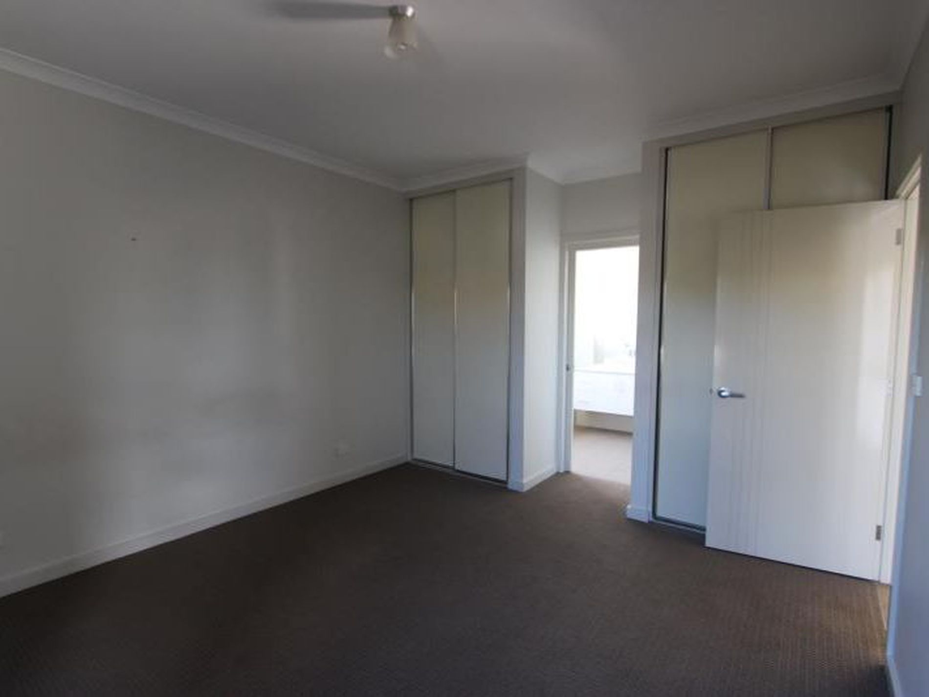 1 / 1B Roma Street, Bell Park