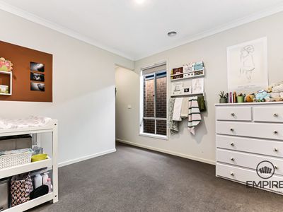 13 Savage Way, Clyde North