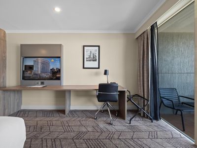 826 / 1A Glenelg Street, South Brisbane