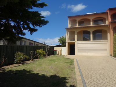 43A PEARL PARADE - Inc monthly Lawn mowing, Scarborough