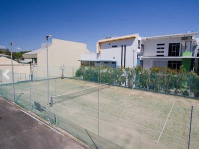 5c / 10 Marine Parade, Southport