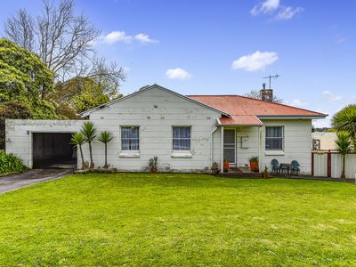 85 Lake Terrace East, Mount Gambier