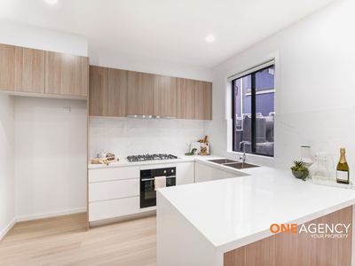 121 Yating Avenue, Tallawong