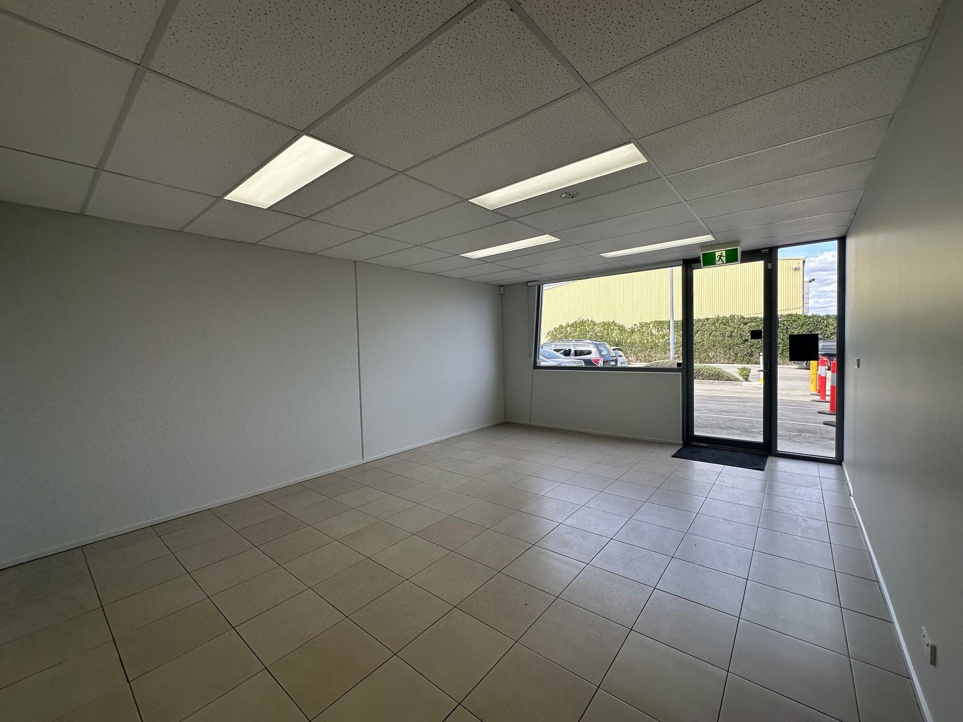 3 / 216 Blackshaws Road, Altona North