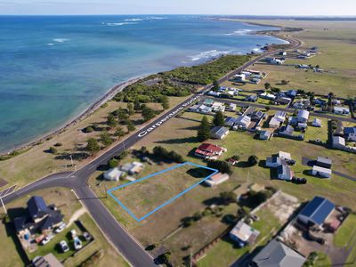 1 SAUNDERS ROAD, Blackfellows Caves