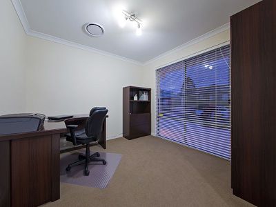 26 Foxwood Circuit, Wakerley