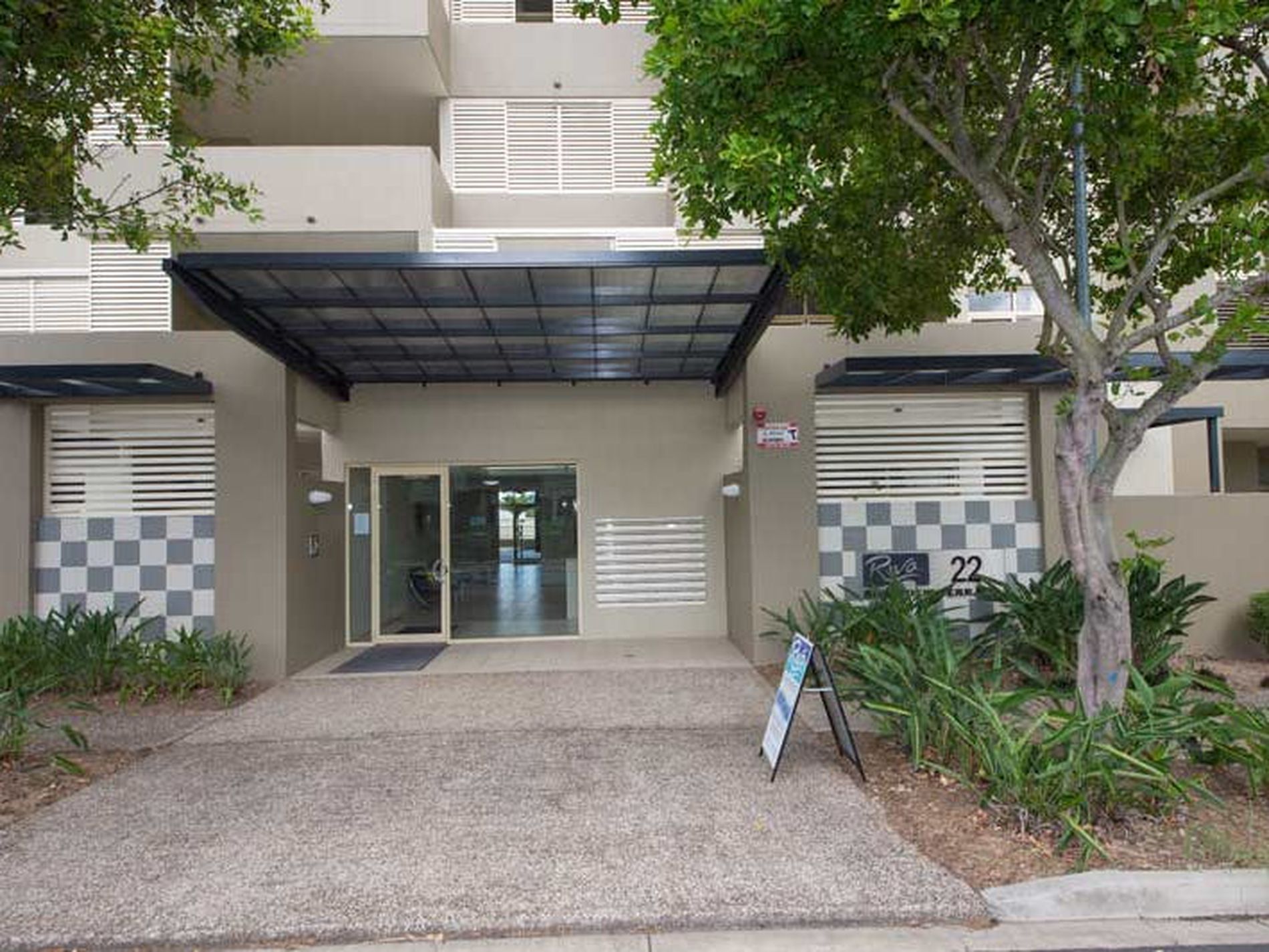 24 / 22 Riverview Terrace, Indooroopilly