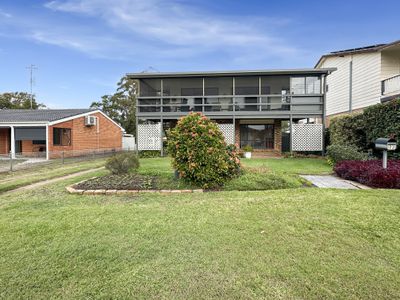 73 King Albert Avenue, Tanilba Bay