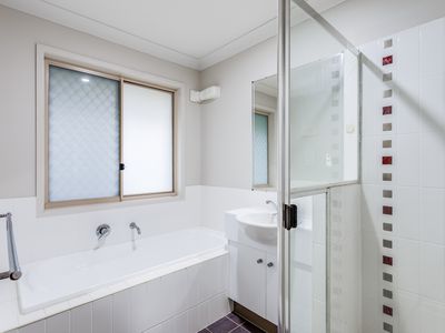 32 Lilly Crescent, Kallangur