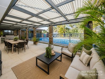 8 Dillenia Way, Greenwood