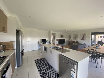 1 O'Connell Pde, Urraween